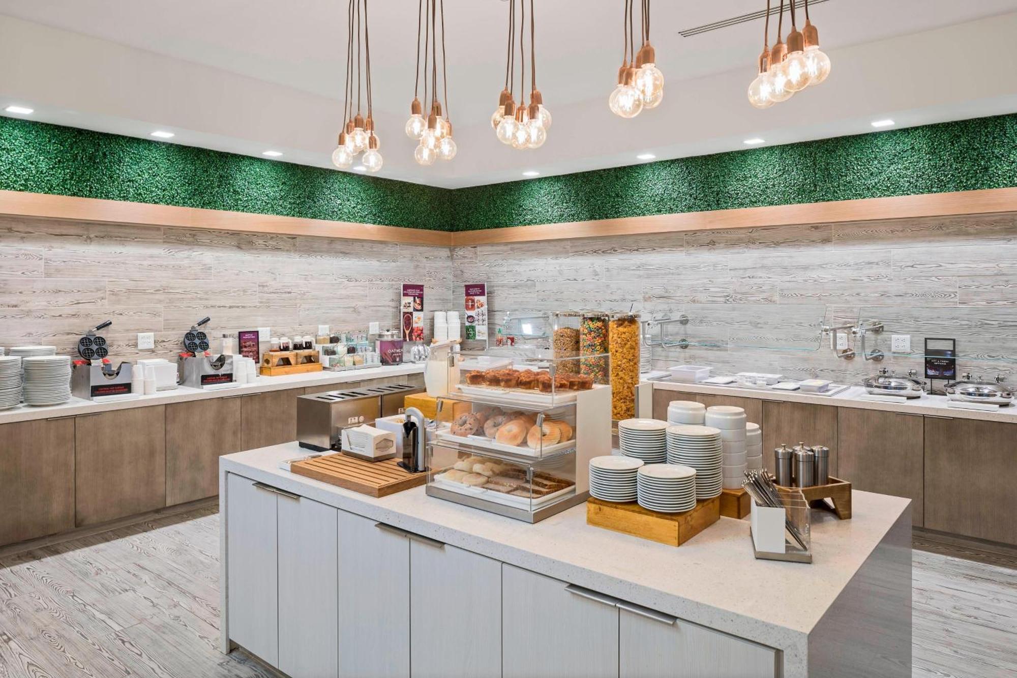 Springhill Suites By Marriott Greenville Downtown Extérieur photo